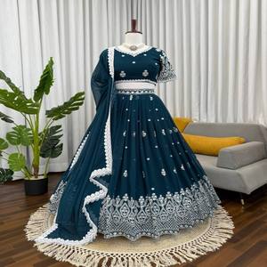 VASTRA COTTAGE Elegante Conjunto de Lehenga Choli de Georgette con Trabajo de Hilo de Lentejuelas, Lehenga Cosida, Blusa Sin Coser y Dupatta - Product Image 1