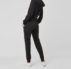 Conjuntos Deportivos Unisex de 2 Piezas con Logotipo Personalizado al por Mayor, Sudadera con Capucha y Pantalones Largos Antiestáticos de Forro Polar - Product Image 3