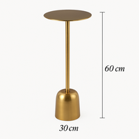 Table d'appoint moderne en métal avec accents artisanaux licorne, pliable, pour salon, chambre, canapé, chevet, intérieur européen