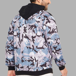 Sudadera con Capucha para Hombre, Estampado de Camuflaje, Corte Regular, Tejido de Poliéster, Estilo Casual para Otoño - Product Image 5