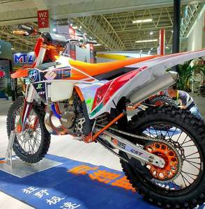 มอเตอร์ไซค์วิบาก 2 จังหวะ 250 ซีซี รุ่นใหม่ล่าสุด สำหรับผู้ใหญ่ สีส้ม เหมาะสำหรับขับขี่ออฟโรดและวิ่งเทรล - Product Image 1
