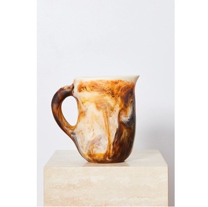 Modern Resin Jug American Style 1L/1.5L Capacity Microwave Safe for Sophisticated Dining Table Decoration Artistic Home Accent - Product Image 3