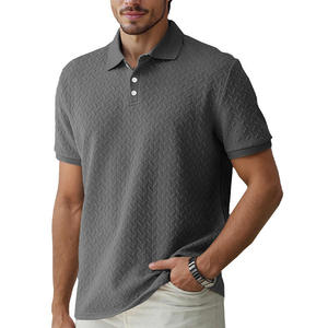 Polo homme au design élégant et décontracté, tissu respirant, parfait pour les tenues quotidiennes et le confort. - Product Image 3