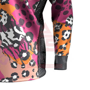 Maillots de paintball à motifs sublimés haute densité, équipés de tissus durables et de panneaux latéraux ventilés pour vous garder au frais - Product Image 3