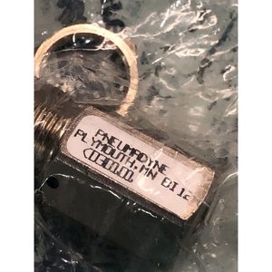 5 PNEUMADYNE C030501 Mini Ported Exhaust - Equipo y piezas de semiconductores de confianza con legado global en el mercado - Product Image 3
