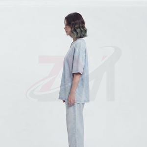 เสื้อยืดโอเวอร์ไซส์ผู้หญิงพรีเมียม ล้างสีแบบแอซิดวอช ผ้าฝ้ายวินเทจทรงหลวม สตรีทแวร์ รับผลิตแบบ OEM ODM ขายส่งเสื้อผ้า - Product Image 2