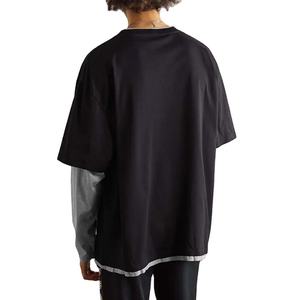 Camiseta de Manga Larga para Hombre, Cuello Redondo, Negra con Número 16 Rojo, Ribete Gris en Contraste, Estilo Casual, Tejido de Punto, 100% Algodón, Corte Regular - Product Image 4