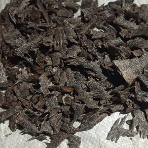 Exportable Organic 100% Eco-friendly Agarwood Incense Burner Indian Aromatic Natural Wood Fragrance Brown Apari - Product Image 4