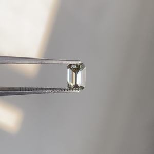 Diamante verde de 0.65 quilates, corte esmeralda, cultivado en laboratorio, para la elaboración de colgantes, color elegante, ecológico, proveedor de diamantes sueltos para joyería. - Product Image 4