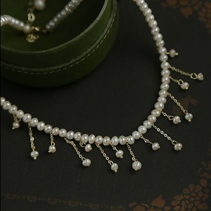 Collar de Perlas con Borla Natural de Estilo Retro y Lujo Ligero para Mujer, Cadena para Clavícula de Estilo Barroco con Colgante de Diseño Exclusivo - Product Image 2