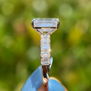 Unisex Emerald Oval Cut Diamond Engagement <b>Ring</b> Prong Setting 4.35Carat Lab-Grown IGI Certified 14k Eternity Vermeil Wedding - Product Image 4