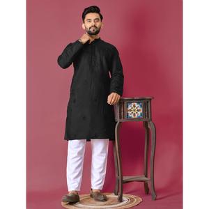 ATTRACTIVE ROMAINE EN SOIE MOTI TRAVAIL À LA MAIN HOMME KURTA AVEC PYJAMA NOIR - Product Image 1