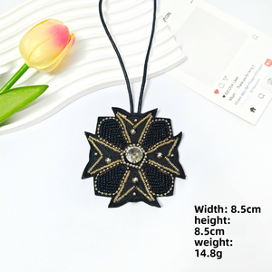 Colgante de flor tridimensional hecho a mano con cuentas, nuevo accesorio pequeño de comercio exterior, llavero para ropa, parche de tela de PVC al por mayor - Product Image 6