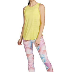 Débardeur femme 100% coton, prix de gros, haute qualité, entièrement personnalisable, vêtements de sport et fitness pour femme, vente en ligne. - Product Image 6