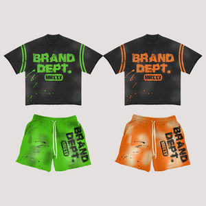 Ensemble tendance pour homme : T-shirt et short d'été personnalisés en coton, effet délavé et impression DTG – Tenue 2 pièces streetwear pour homme - Product Image 3