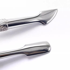 Pousse-cuticules personnalisé très demandé, en acier inoxydable, pour le retrait du vernis à ongles, outils de nettoyage des ongles, pousse-cuticules à pointe acérée - Product Image 4