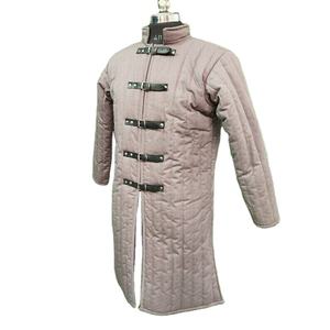 Gambesón Medieval Blanco Hecho a Mano, Largo, de Manga Larga, de Algodón con Correas de Cuero, Chaqueta Acolchada Aketon, para Caballero, Halloween, Pascua - Product Image 2