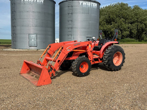 Tractor MX5100 4WD, Equipo de Calidad, Suministro de Fábrica, Venta al Por Mayor - Product Image 2