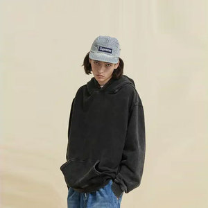 เสื้อฮู้ดดี้ผู้ชายทรงโอเวอร์ไซส์ ผ้าฝ้ายฟอก ทรงปกติ แบบถัก สวมใส่สบาย เหมาะสำหรับฤดูใบไม้ร่วง มีกระเป๋าหน้า สีพื้น ดีไซน์มีฮู้ด - Product Image 3