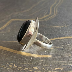 Bague unisexe en argent 925 (8,0 grammes) avec pierre précieuse en onyx noir de forme ovale, bijoux de classe, à porter au quotidien - Product Image 3
