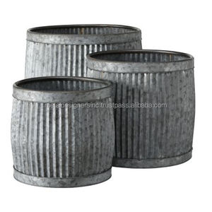 Macetas galvanizadas de Metal, diseño acanalado con asas - Product Image 1