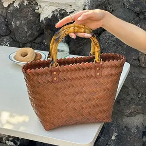 Straw Rattan Handbag Open Closure Pearl & Letter Decor Summer Beach Bags Cheap Price Women's Handbags Export Worldwide Vietnam - Product Image 2