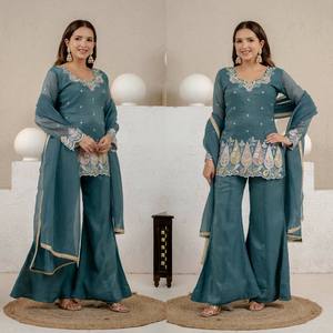 Vêtements et accessoires ethniques : Kurti en soie froissée avec sequins, Palazzo cousu et Dupatta à dentelle sur quatre côtés (NW 3104) - Product Image 1