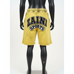 Shorts en molleton de coton premium 320 GSM, lavage à l'acide, jaune vintage, streetwear avec patch en chenille, logo personnalisé - Product Image 2