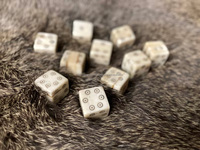Dés de jeu Ludo double œil de haute qualité, couleur blanche, pour enfants, cubes de 1,5 cm, toucher réel, cinq étoiles, artisanat naturel poli