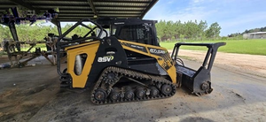 Cargadora Compacta RT135 2022 con Cabina Cerrada, Máquina de Construcción de Alto Rendimiento con Caja de Cambios y Capacidad de Carga Nominal de 200 Toneladas - Product Image 3