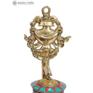 ล้ออธิษฐานของชาวพุทธทิเบตทำด้วยมือขนาด7นิ้วพร้อมแจกัน (ashtamangala) ของตกแต่งบ้านทำจากทองเหลืองจากอินเดียสำหรับเป็นของขวัญ - Product Image 2