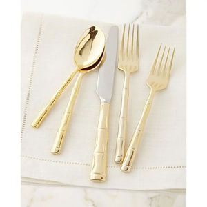 Juego completo de cubiertos metálicos para uso en el hogar, restaurantes y hoteles con diseño atemporal y construcción duradera. - Product Image 4