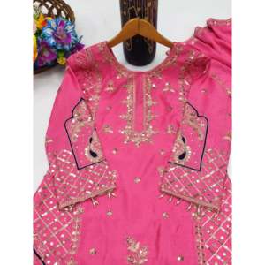 Conjuntos de fantasía para mujer Traje Dupatta y trabajo bordado de secuencia - Product Image 2