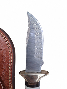 Couteau de chasse à dépecer Burraq personnalisé en acier Damas, lame à pointe tombante, manche élégant, 9 pouces, étui en cuir, pour le bricolage et les activités de plein air - Product Image 4