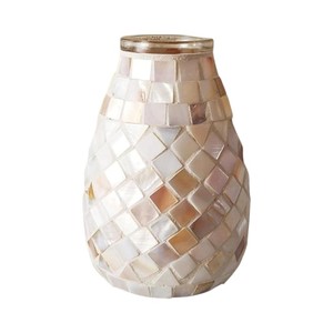 Vase élégant en mosaïque de nacre - Product Image 1