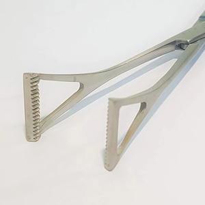 Pinza Quirúrgica Reutilizable de Acero Inoxidable Alemán a Precio Razonable, Pinza de Collin para Agarrar Tumores - Product Image 4