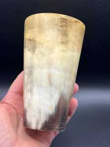 Elegante Vaso de Cerveza Hecho a Mano con Cuerno Natural de Búfalo, Ecológico, en Varios Tonos, Precio de Fábrica por Universal Overseas - Product Image 6