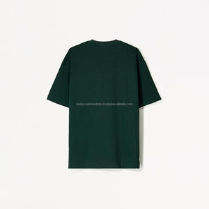 Proveedor de camisetas Boxy Fit de alta calidad, camiseta recortada de ropa de calle, camiseta de gran tamaño con logotipo personalizado con estampado de hojaldre personalizado para hombres - Product Image 5