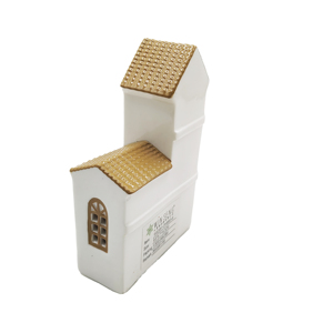 Casa de Cerámica Pintada a Mano para Decoración Navideña, Portavelas con Luz LED, Personalizable, Venta al Por Mayor OEM ODM, Adorno Festivo para Mesa - Product Image 3