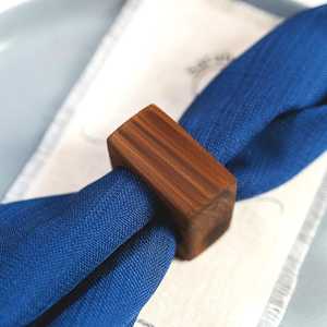 Anillo para Servilletas de Madera Natural Hecho a Mano, Anillo para Servilletas de Madera de Acacia, Recuerdo de Boda, Decoración de Mesa Grabada - Product Image 3