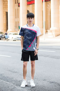 OEM 2026 Men's <b>Red</b> Geometric Print Tennis Jersey Short Sleeve Crew Neck Moisture Wicking Polyester Summer Sport Set Black Shorts - Product Image 6