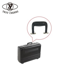 Descubre piezas de repuesto de alta calidad de Taiwán: asas personalizadas de cuero suave para maletas. Con asas duraderas y personalizadas - Product Image 1