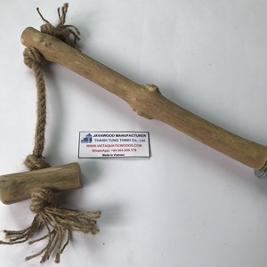 JAVAWOOD MANUFACTURER ของเล่นไม้ธรรมชาติสำหรับสุนัขพร้อมเชือก ผลิตในเวียดนาม ของเล่นแทะสำหรับสัตว์เลี้ยงในร่มที่ทนทาน - Product Image 4