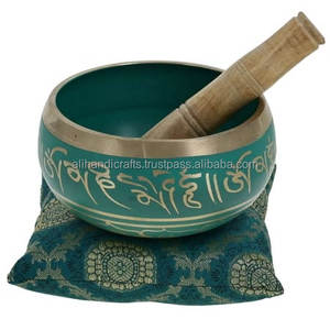 Cuenco tibetano de bronce con tono de graves profundos para baño de sonido y meditación - Product Image 5