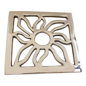 Trivet Metálico Premium Resistente al Calor para Cocina y Mesa, Elegante Trivet de Hierro para Servir y Comer de Forma Segura, Duradero - Product Image 4