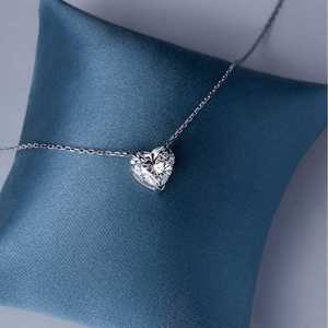 18K Gold Rhodium Plated Diamond Heart Pendant Necklace - Product Image 2