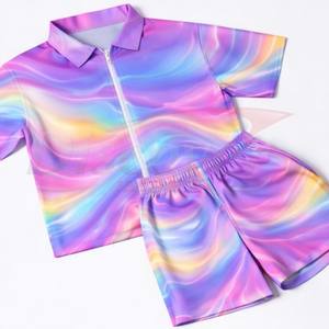 Ensemble court 2 pièces personnalisé pour homme, imprimé dégradé coloré 3D, survêtement d'été, polo à quart de zip et short assorti - Product Image 1