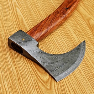 Hacha de tala de acero de Damasco hecha a mano con mango de madera para talar árboles - Product Image 1