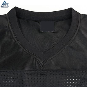 Camiseta de Fútbol Nueva Colección 2026, Malla Deportiva de Alta Calidad, Color Negro Liso, Tela Suave, Uniforme Deportivo para Entrenamiento - Product Image 3