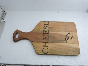 Planche à découper en bois avec logo personnalisé, durable, pour la cuisine, pour couper les légumes, avec poignée, pour servir la viande et le fromage - Product Image 5